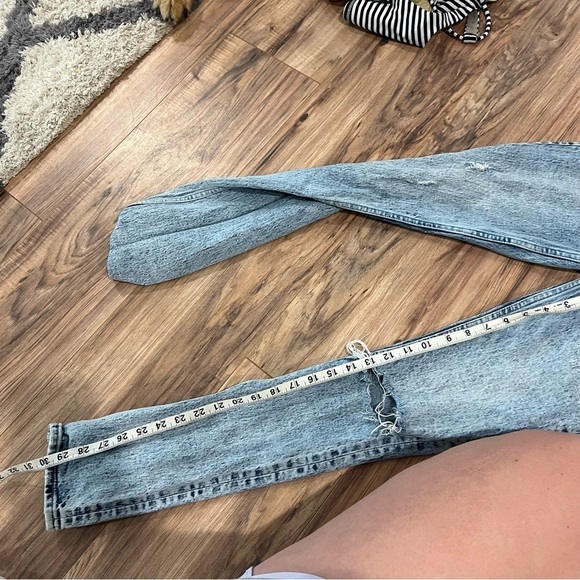 Abercrombie & Fitch 90’s Skinny High Rise Jean - Picture 8 of 8